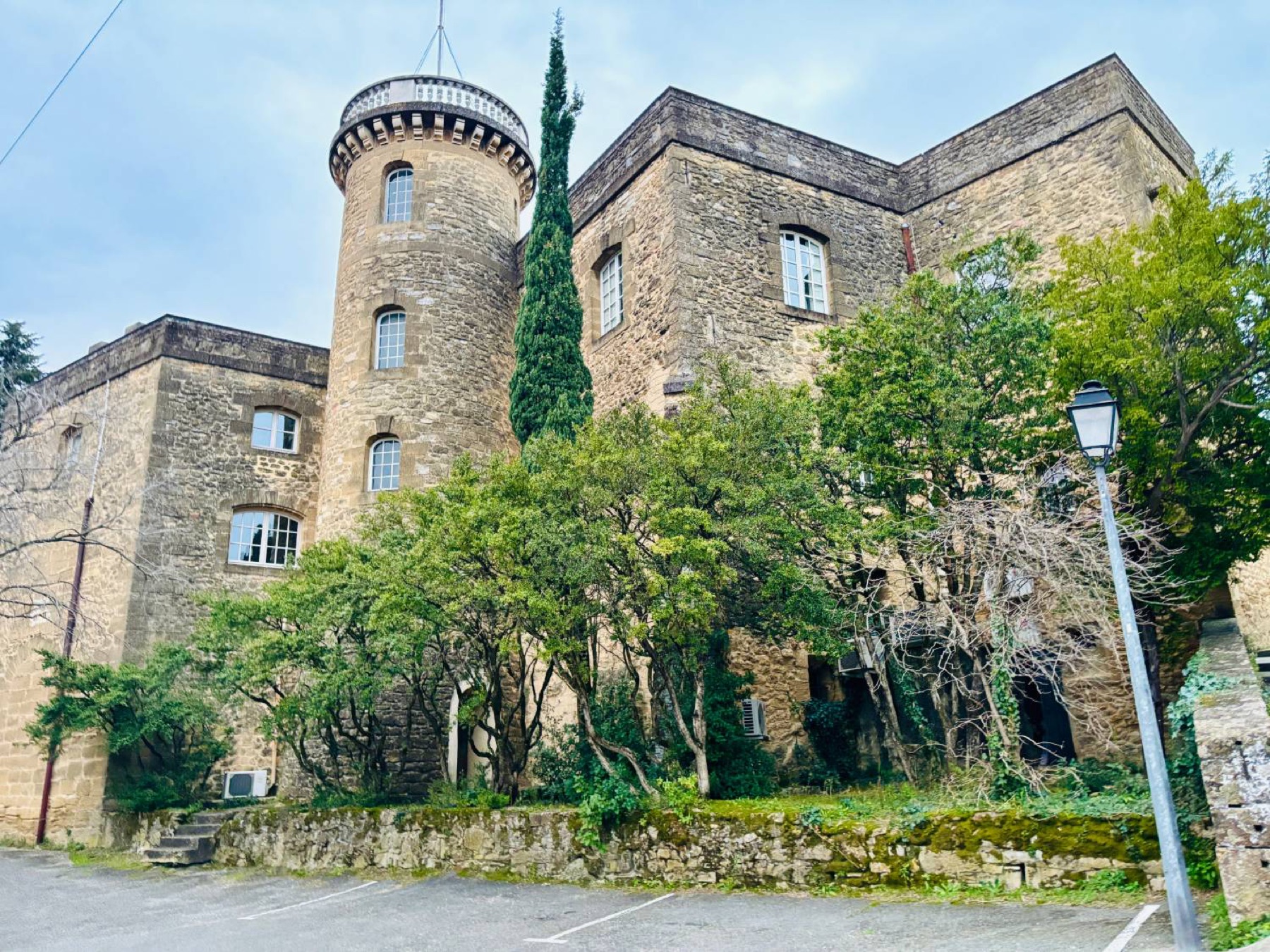 Het kasteel van Rochegude